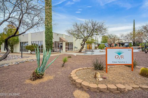 309 Circulo Del Paladin, Green Valley AZ 85614-3201 exterior