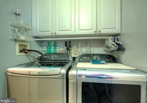 35 Collingswood Ave, Camden NJ 08107-1243 exterior