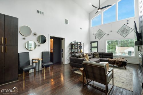 255 Mathewson Pl, Atlanta GA 30314-2630 exterior