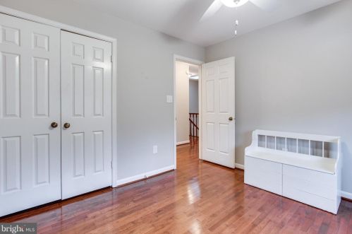 7308 Aynsley Ln, Mc Lean VA 22102-2931 exterior