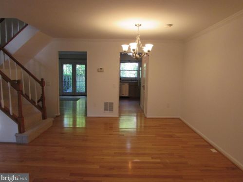 607 Concerto Ln, Silver Spring MD  20901-5009 exterior