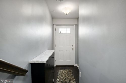 1605 Regent Manor Ct, Silver Spring, MD 20904