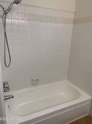 17634 2nd St, Phoenix AZ  85022-1804 exterior