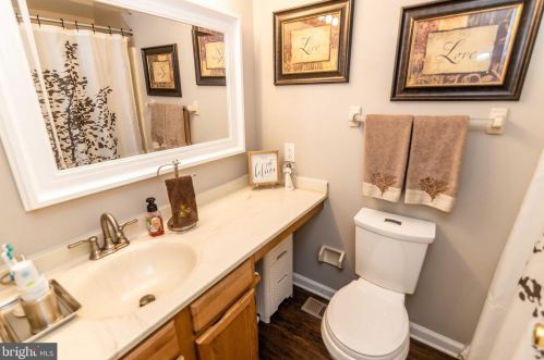 402 Derry Dr, Chester PA 19014-1251 exterior