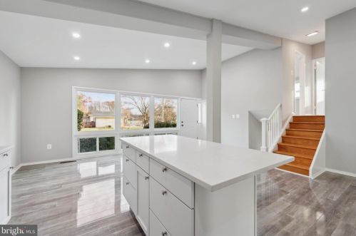 4000 Javins Dr, Alexandria VA  22310-2037 exterior