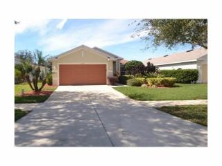 11621 Crest Creek Dr, Riverview, FL 33569-2050