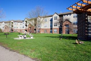 14707 F St, Omaha NE  68137-1004 exterior