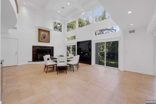 65 Holland Ave, Demarest NJ  07627-2705 exterior