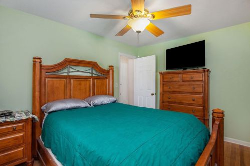 929 Beech St, Wyoming MI exterior