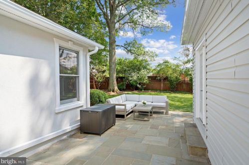 6543 Chesterfield Ave, Mc Lean VA  22101-5231 exterior