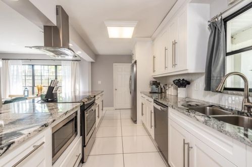 2120 Hiawatha St, Tampa FL 33604-5733 exterior