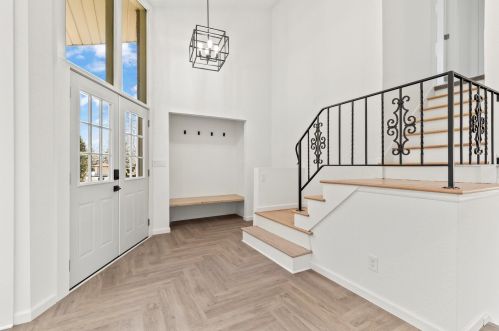 4629 45th St, Milwaukee, WI 53220-4101