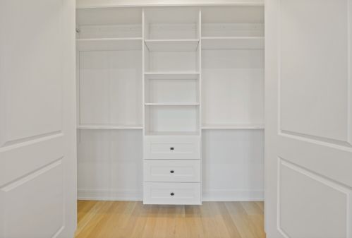 1323 Nelson St, Chicago IL 60657-3103 exterior