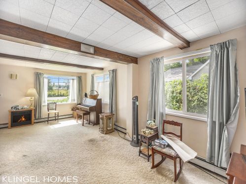 870 Norton Ave, Meskegon MI 49441-4284 exterior