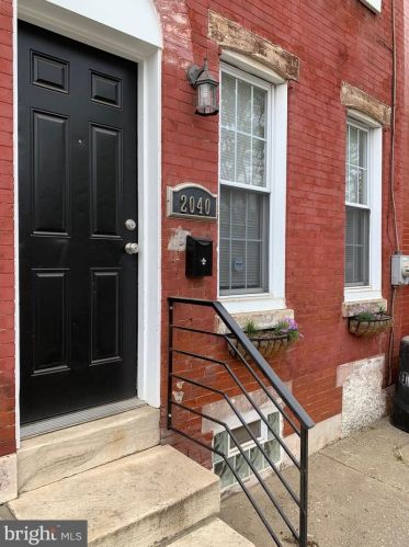 2040 Darien St, Philadelphia PA  19122-1306 exterior