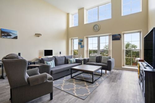 30 Monument Sq, Boston MA  exterior