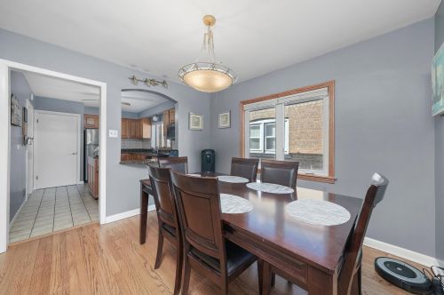 6625 64 St, Chicago IL 60638-4915 exterior