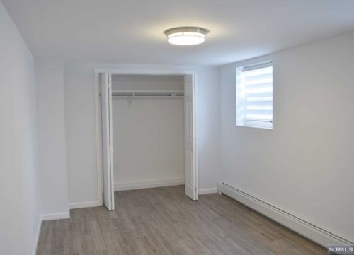 428 Lincoln St, Palisades Park NJ  07650-1610 exterior