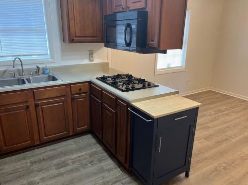 1227 Bell Ave, Atlanta GA  30344-4323 exterior