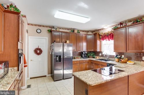 1309 Duchess Ln, Huntingtown MD 20639-2337 exterior