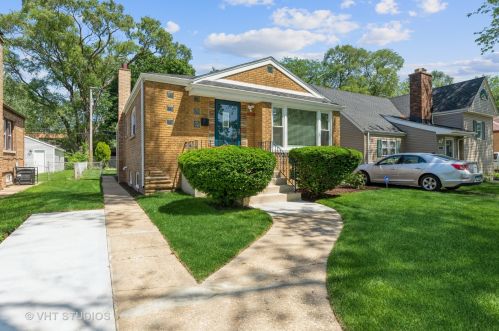 14111 State St, Chicago IL  60827-2235 exterior