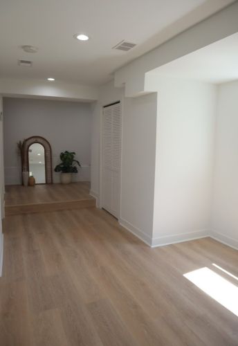 2621 Troy St, Chicago IL 60655-2320 exterior