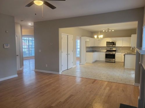 1013 Willow Crst Lndg, Austell GA 30168-5737 exterior