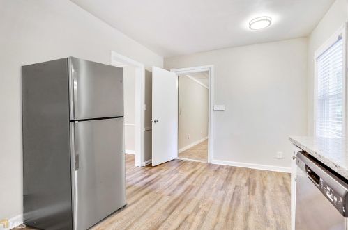 655 Lynn Cir, Atlanta GA  30311-2314 exterior