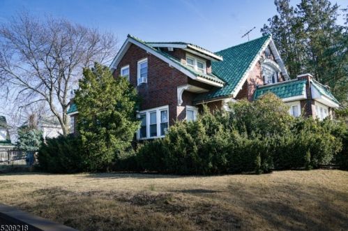 347 40th St, Paterson NJ  07504-1109 exterior