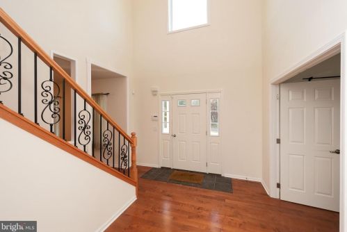 479 Pheasant Dr, Huntingdon Valley PA  19006-3047 exterior