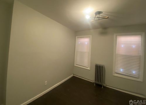 148 Jones Ave, New Brunswick NJ  08901-2841 exterior