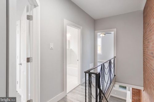 5409 Lawrence St, Philadelphia PA 19120-1829 exterior