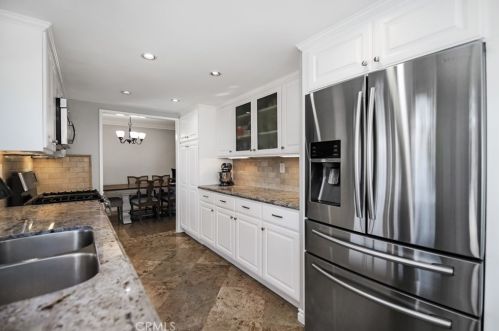 2600 Middlesex Pl, Fullerton CA 92835-3123 exterior