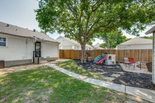 6347 Anita St, Dallas TX 75214-2707 exterior