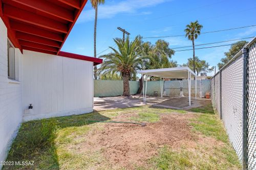 1318 Iowa Dr, Tucson AZ 85706-1415 exterior