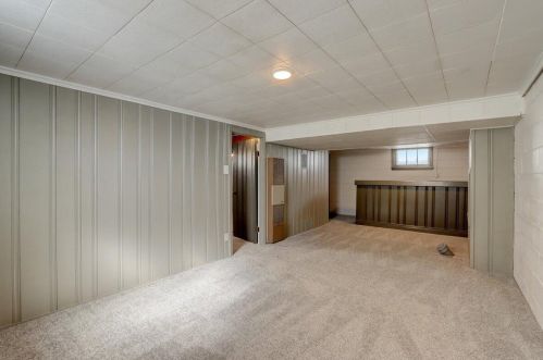 1725 55, Milwaukee WI 53214-5250 exterior