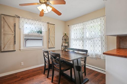 7925 Holt Ave, Milwaukee WI 53219-3845 exterior