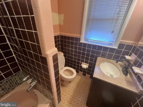 101 Ava Ave, Somerdale NJ 08083-1701 exterior