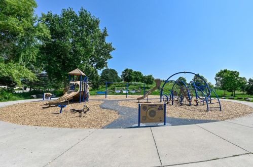 3425 95, Milwaukee WI 53222-3555 exterior