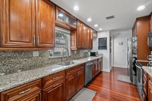 381 Del Rio Blvd, Boca Raton FL 33432-4735 exterior