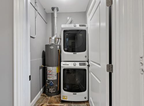 3312 Cullom Ave, Chicago IL 60618-1218 exterior