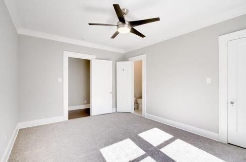 708 Glasgow Dr, Dallas TX  75223-1413 exterior