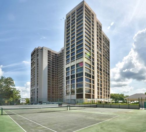 3301 Bayshore Blvd, Tampa FL  33629-8875 exterior