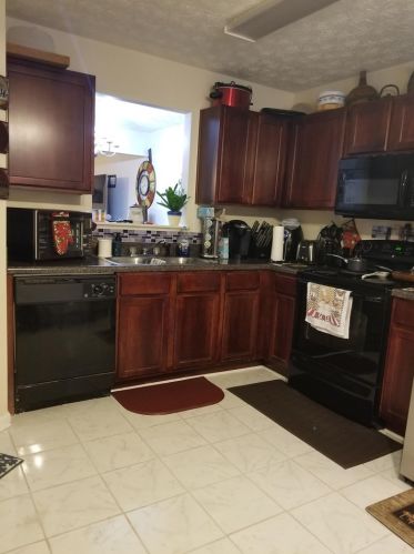 2401 Piering Dr, Lithonia GA 30038-5662 exterior