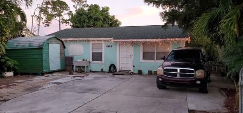 5358 Gilchrist St, Naples FL 34113-7808 exterior