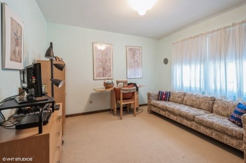 2618 Pratt Ave, Chicago IL 60712-3350 exterior