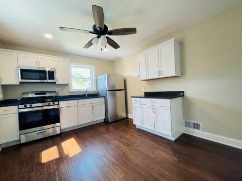 3040 55 St, Chicago IL 60632-4738 exterior