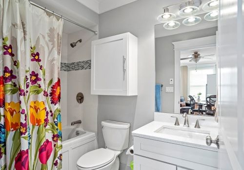 96 Bolton St, Boston MA 02127-1106 exterior