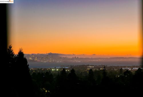 930 Shattuck Ave, Berkeley CA 94707-2401 exterior