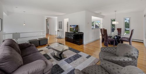 6 Bethal Ln, Commack NY 11725-1003 exterior